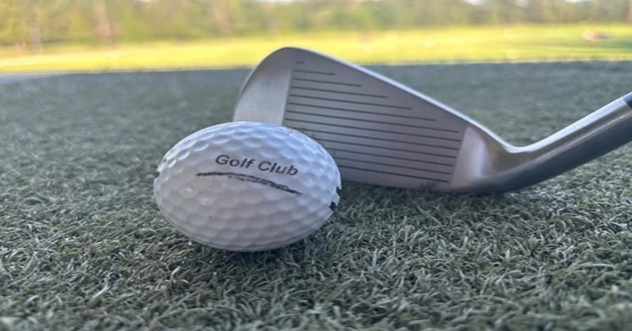 Cover Image for アイアンが芯に当たらない!その理由や直し方のポイントは?練習方法も解説